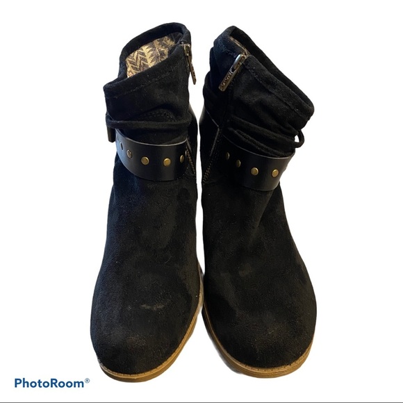 Roxy faux Suede Black Women's Ankle Boots - Picture 2 of 13